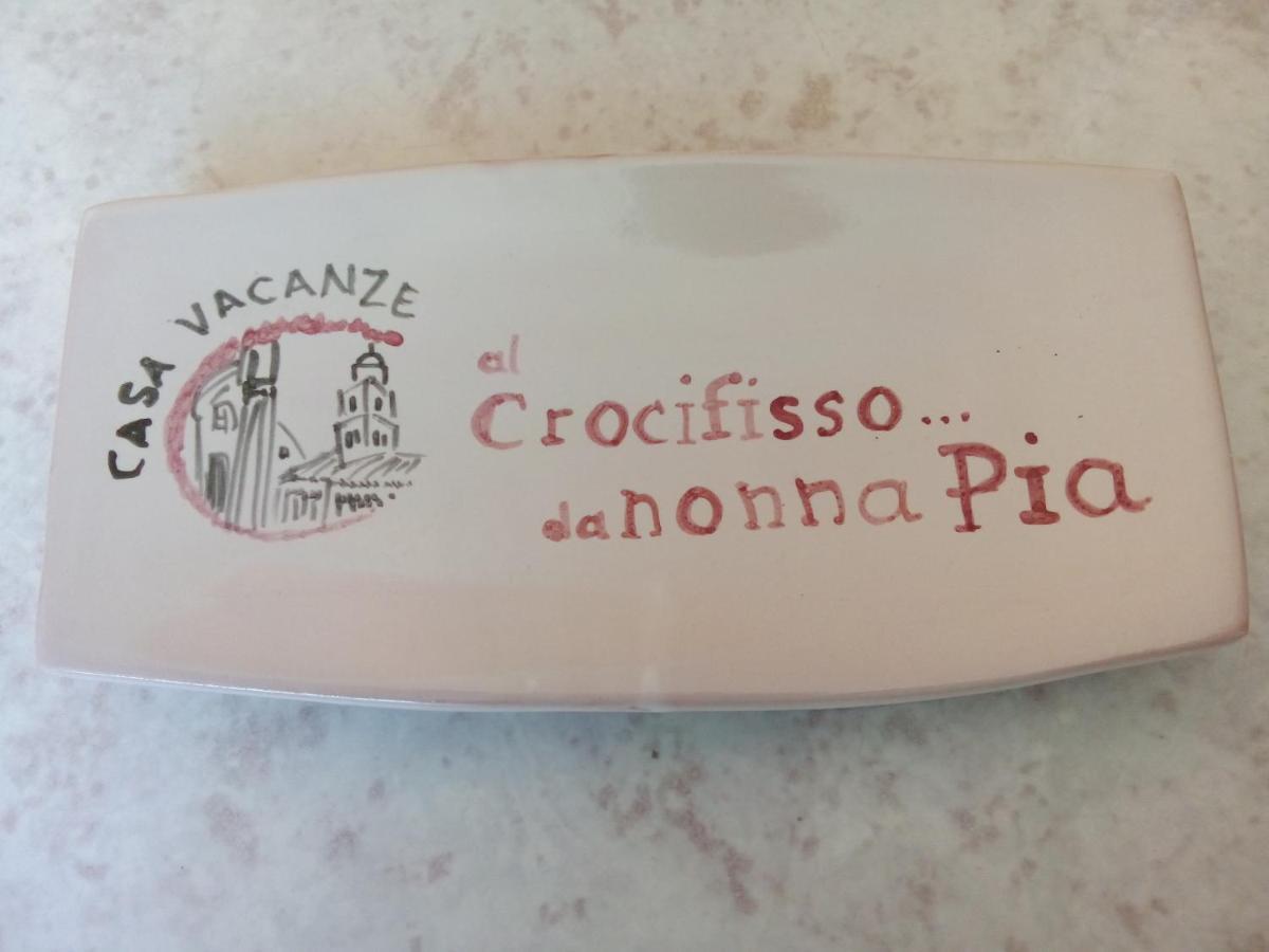 Al Crocifisso...Da Nonna Pia Leilighet Salerno Eksteriør bilde