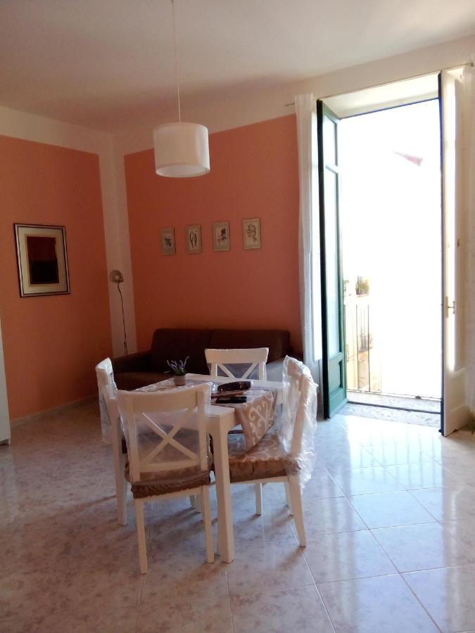 Al Crocifisso...Da Nonna Pia Leilighet Salerno Eksteriør bilde